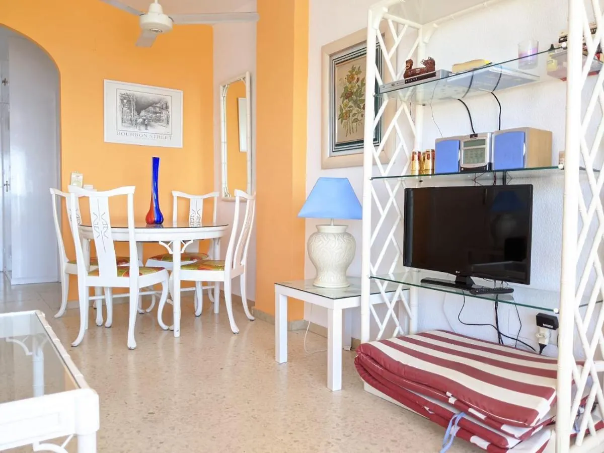 Estepona, apartamento en primera linea de playa